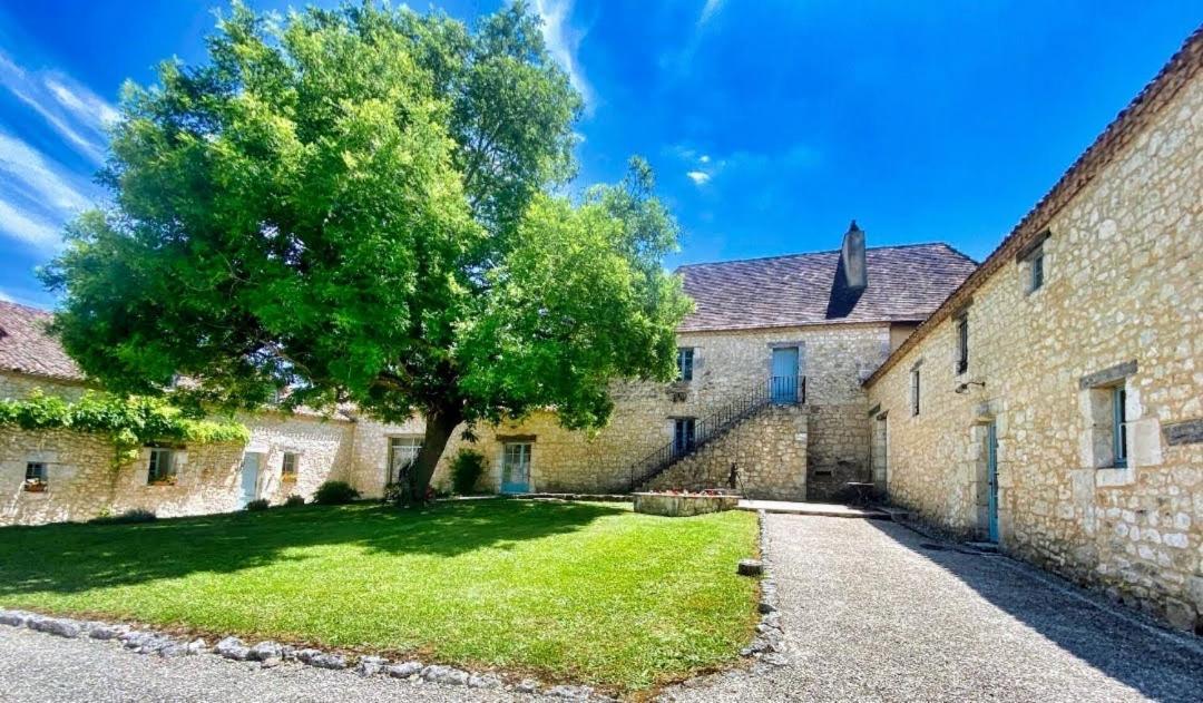 Chambre D'Hote "La Pierre" Domaine De Fonpeyroune Hotell Conne-de-Labarde Eksteriør bilde